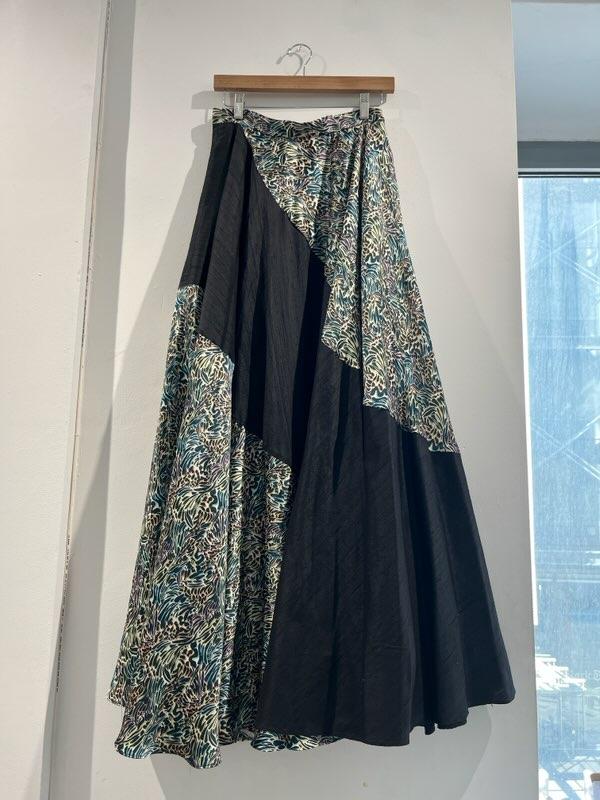 Black overall skirt outlet example